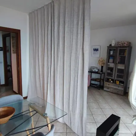 Blu Dipinto Di Blu - View - Perledo