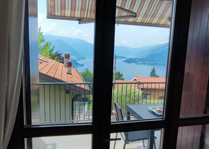 Blu Dipinto Di Blu - View - Perledo