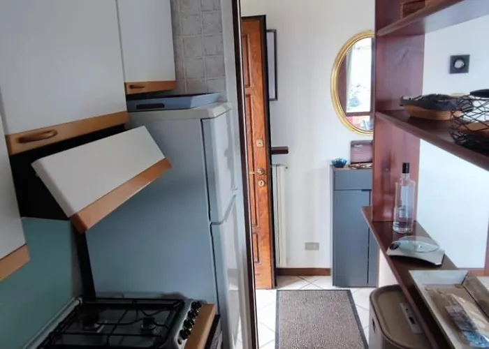 Blu Dipinto Di Blu - View - Perledo