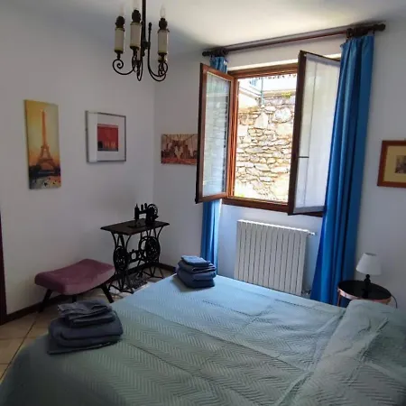 Tatil Evi Blu Dipinto Di Blu - View - Perledo