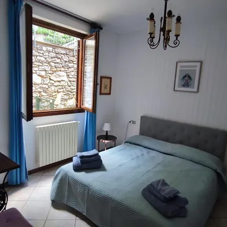 Tatil Evi Blu Dipinto Di Blu - View - *